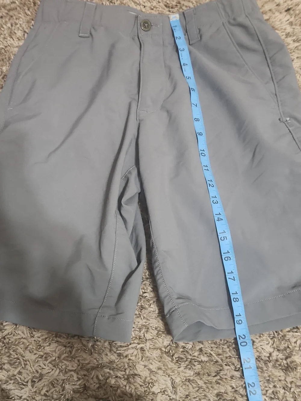 Under Armour Men's Gray Heat Gear Loose Fit Performance Shorts Size 30